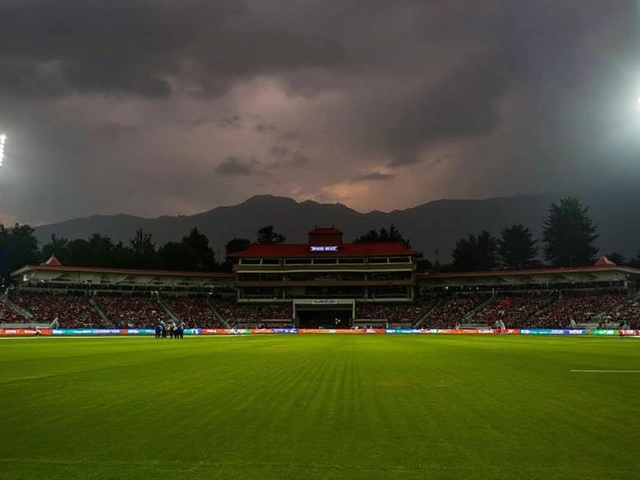 IPL 2025 Points Table: पंजाब-किंग्स और दिल्ली कैपिटल्स मुकाबला रद्द, प्लेऑफ की दौड़ में नया मोड़